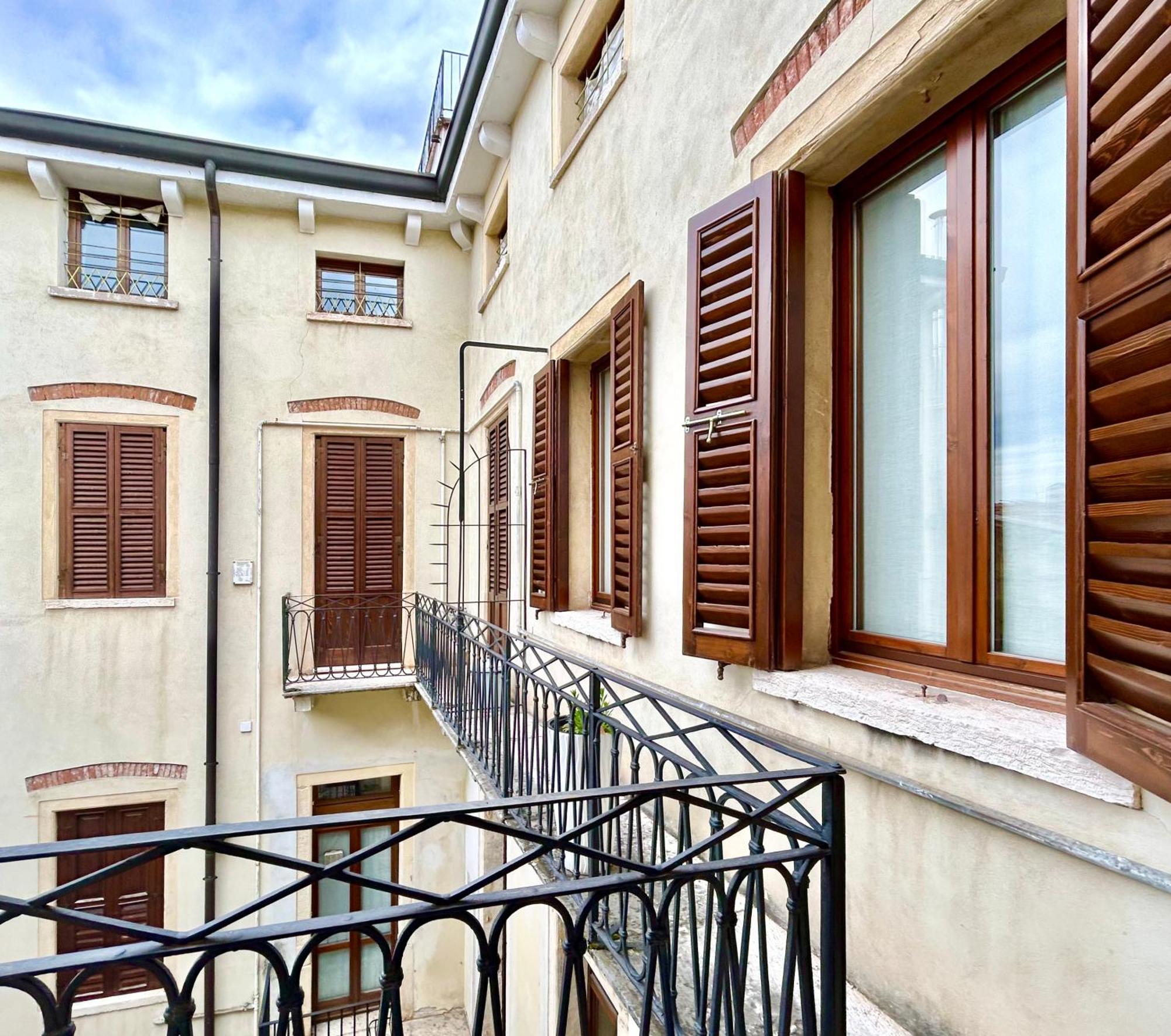 Elle Palace - Simply Elegant Verona Dış mekan fotoğraf